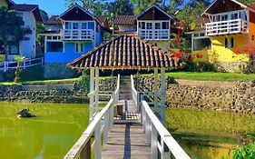 Pousada Chalés do Lago